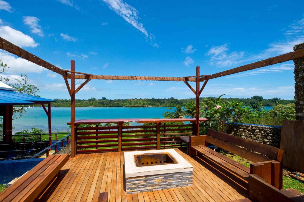 维拉港 Retreat Seaside旅舍 外观 照片